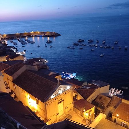 Casa Vacanze Mm Rooms Scilla Exterior photo